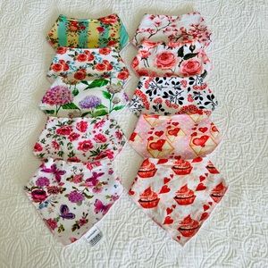 Cotton drool bib set